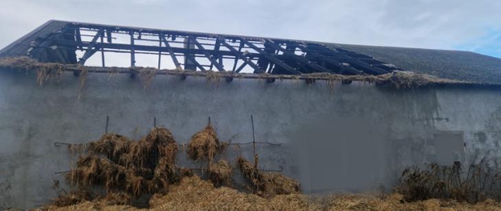 Pożar budynku gospodarczego. 40 strażaków w akcji blisko 3 godziny
