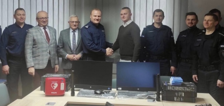 Komisariat Policji w Rychwale ma nowy sprzęt