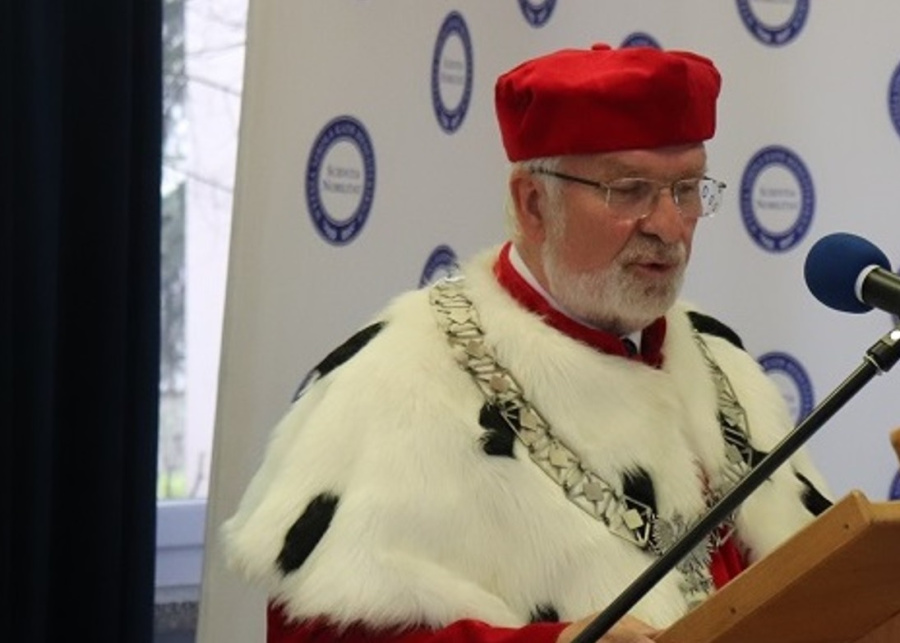 Rektor konińskiej, niepublicznej uczelni zatrzymany. Chodzi o wręczanie korzyści majątkowych: – Jestem niewinny