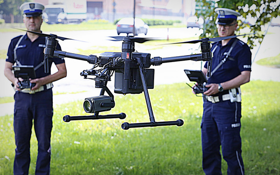 Niebezpieczne zachowania kierowców rejestrował dron