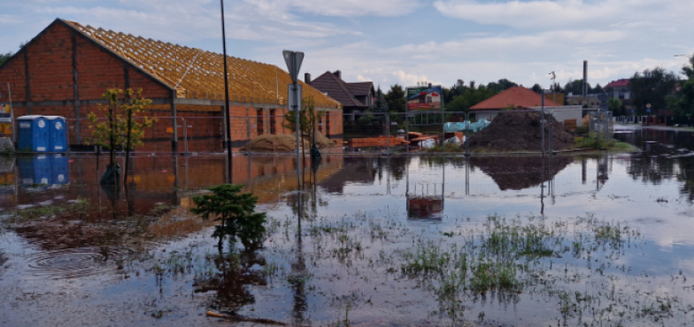 66 zdarzeń, w tym 15 pożarów