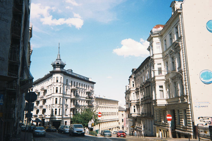 Poznań się wyludnia. Jaki ma to wpływ na rynek pracy?