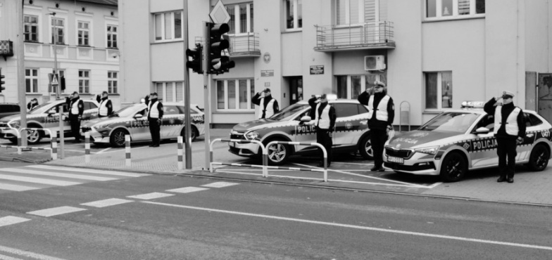 Policjanci oddali hołd zmarłemu koledze