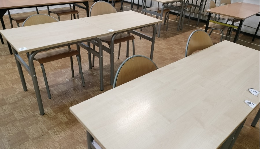 Związki zawodowe oburzone stanowiskiem w sprawie reorganizacji sieci szkół i przedszkoli 