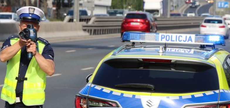 Przed nami długi weekend! Zadbaj o bezpieczeństwo podczas podróży 