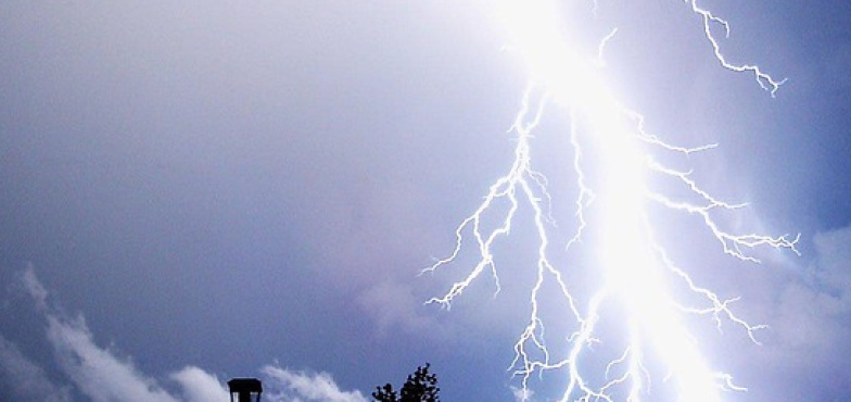 Ostrzeżenie meteorologiczne! Mogą być burze i silny wiatr