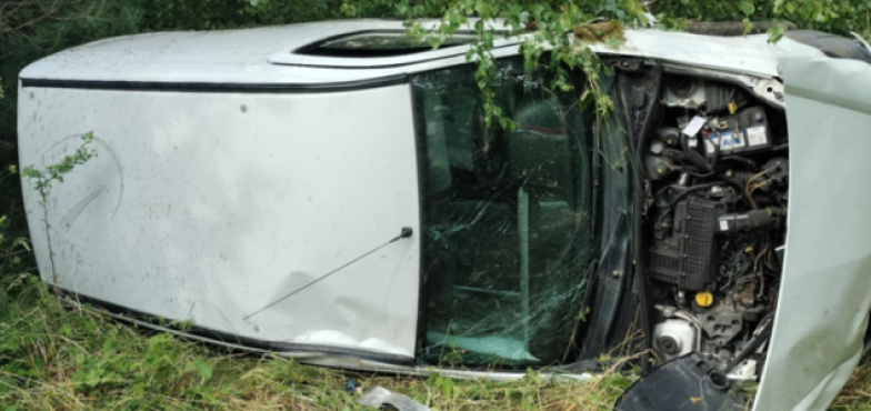 Wypadek w Kościelcu. Osobówka zderzyła się z autem dostawczym