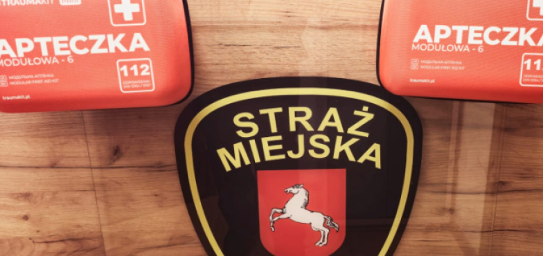 Strażnicy z apteczkami gotowi do pomocy
