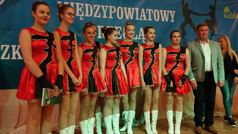 Taneczne talenty wystąpiły na wielkiej scenie. Międzypowiatowy konkurs w Kleczewie