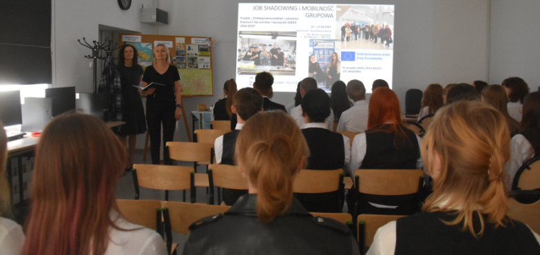 Podsumowano projekty Erasmus+ w ZSBiKZ w Koninie