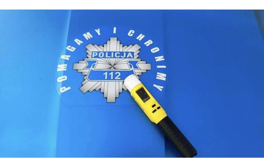 Trzech kierowców straciło prawo jazdy. Wsiedli za kółko na gazie 