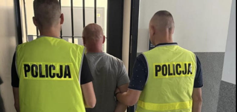 Zlekceważył dożywotni zakaz i jechał na podwójnym gazie