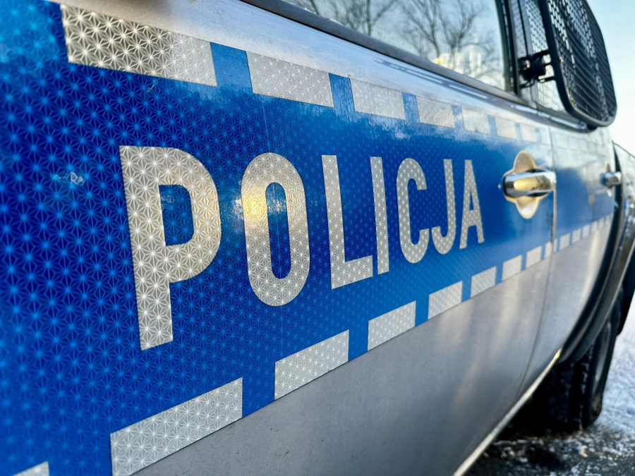 Dwa ciała w aucie pięć metrów pod wodą (AKTUALIZACJA)
