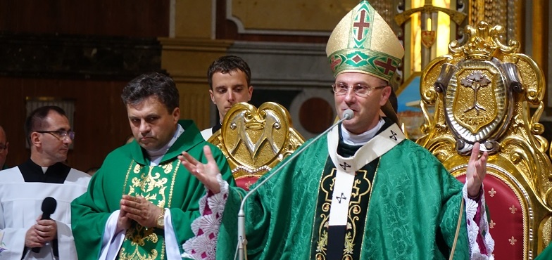 Prymas Polski w licheńskiej bazylice. Przeżyli 25 lat i więcej w trzeźwości