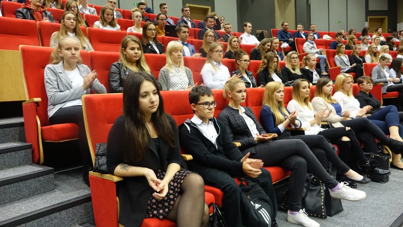 Rektor dostał medal. Uczelnia zainaugurowała rok akademicki