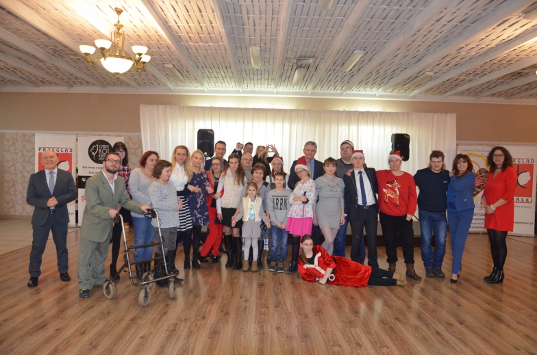 Przygotowaliśmy świąteczne prezenty dla rodzin. Darczyńcy nie zawiedli 