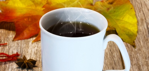 „Ciepłe, zimne” – czy temperatury potraw i napojów mają wpływ na gardło?